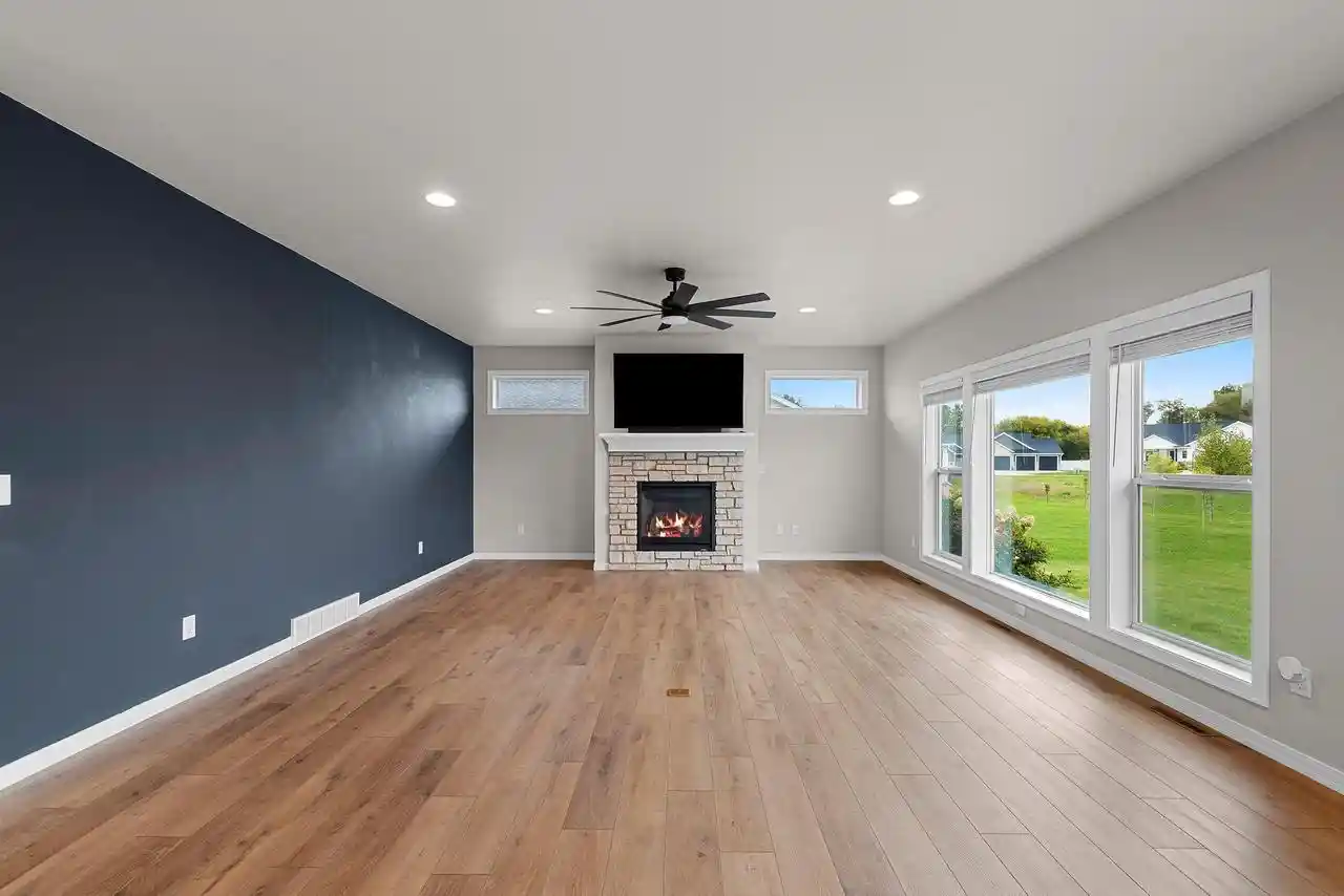 Photo 4 of Single family home for sale at 928 Mendota Dr, Green Bay, WI 54311 | MLS# 50332954 | Listing updated on 2026-09-23