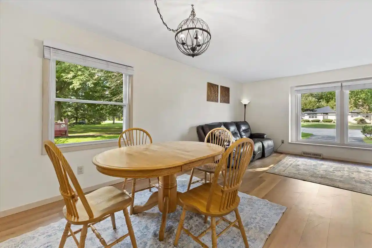 Photo 2 of Single family home for sale at 5211 Charles St, Caledonia, WI 53402 | MLS# 1981301 | Listing updated on 2026-09-19