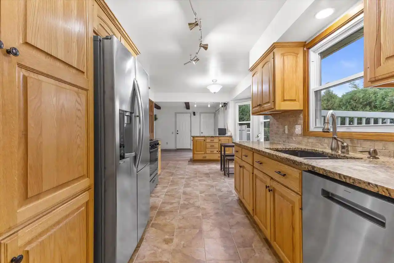 Photo 4 of Single family home for sale at 5211 Charles St, Caledonia, WI 53402 | MLS# 1981301 | Listing updated on 2026-09-19
