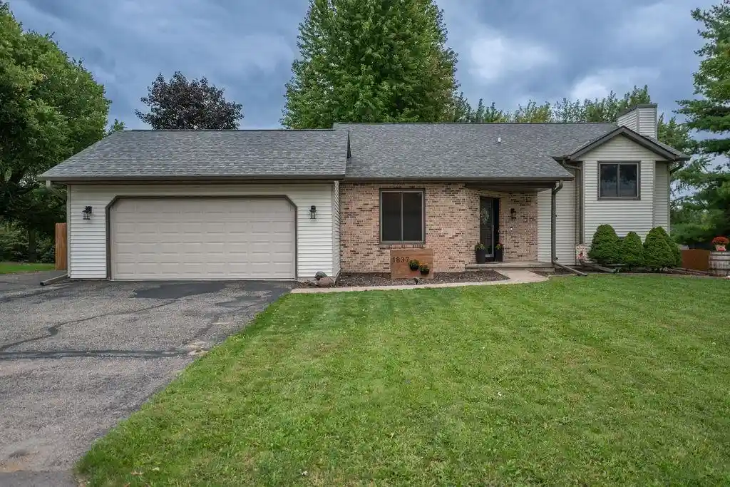Photo 1 of Sale Pending at 1837 Montana Ave, Sun Prairie, WI 53590 | MLS# 2033013 | Listing updated on 2026-09-26