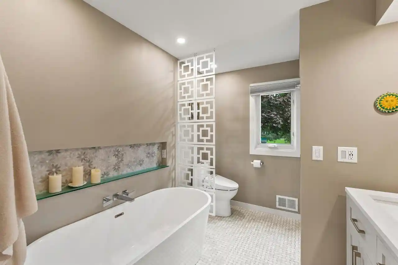 Photo 2 of Condo for sale at 10305 N Adams Ct, Mequon, WI 53092 | MLS# 1981311 | Listing updated on 2026-09-23