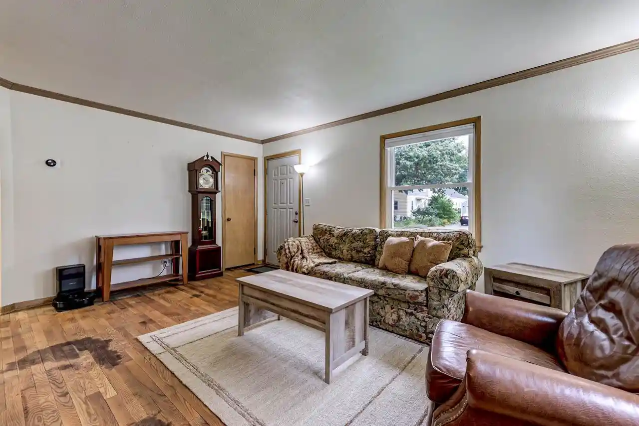 Photo 4 of Single family home for sale at 1715 E College Ave, Appleton, WI 54915 | MLS# 50332956 | Listing updated on 2026-09-20