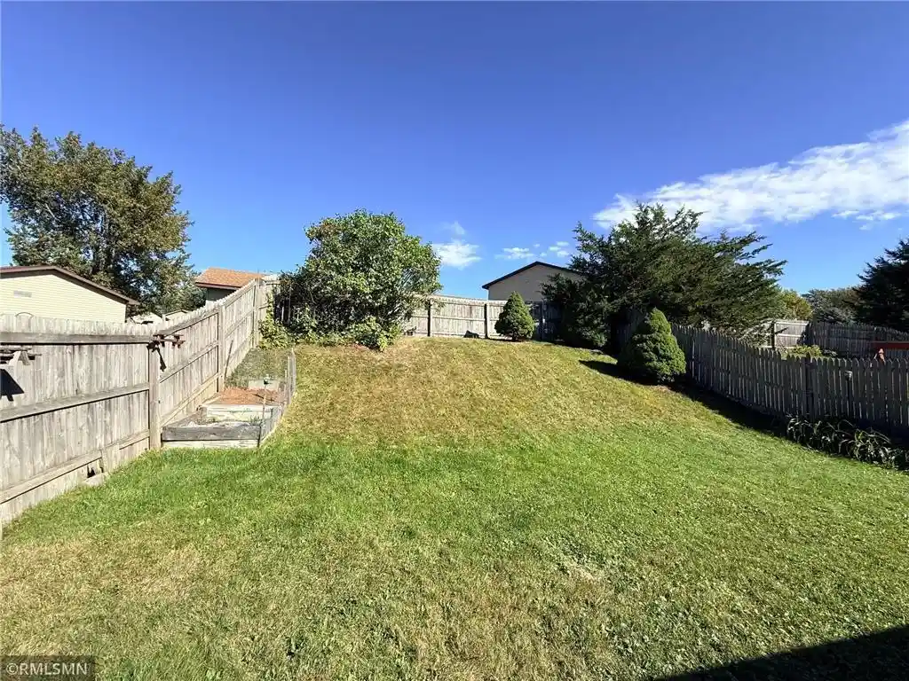 Photo 3 of Single family home for sale at 610 Meadows Dr, Hammond, WI 54015 | MLS# 7145690 | Listing updated on 2026-09-23