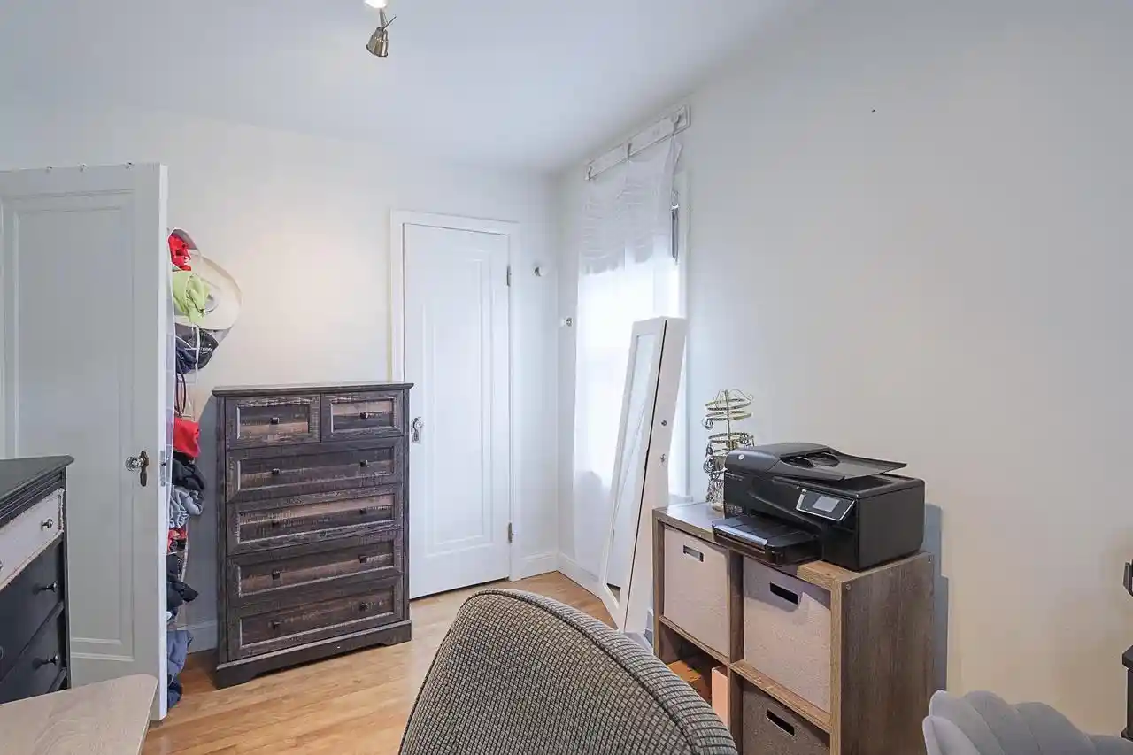 Photo 3 of Single family home for sale at 932 Mansion St, De Pere, WI 54115 | MLS# 50332960 | Listing updated on 2026-09-21