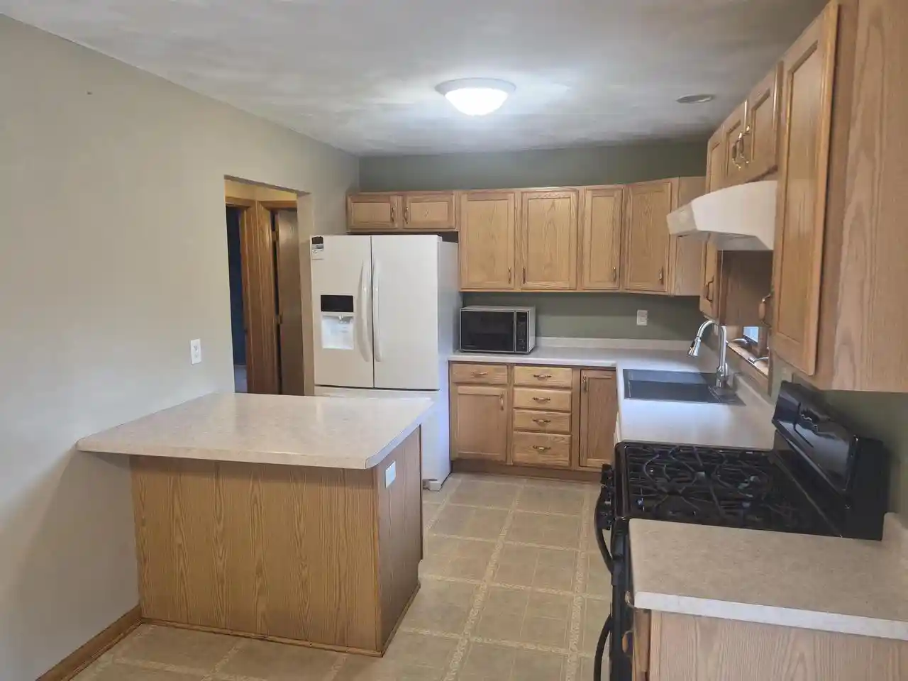 Photo 3 of Single family home for sale at 2104 Roosevelt Ave, Beloit, WI 53511 | MLS# 2033017 | Listing updated on 2026-09-21
