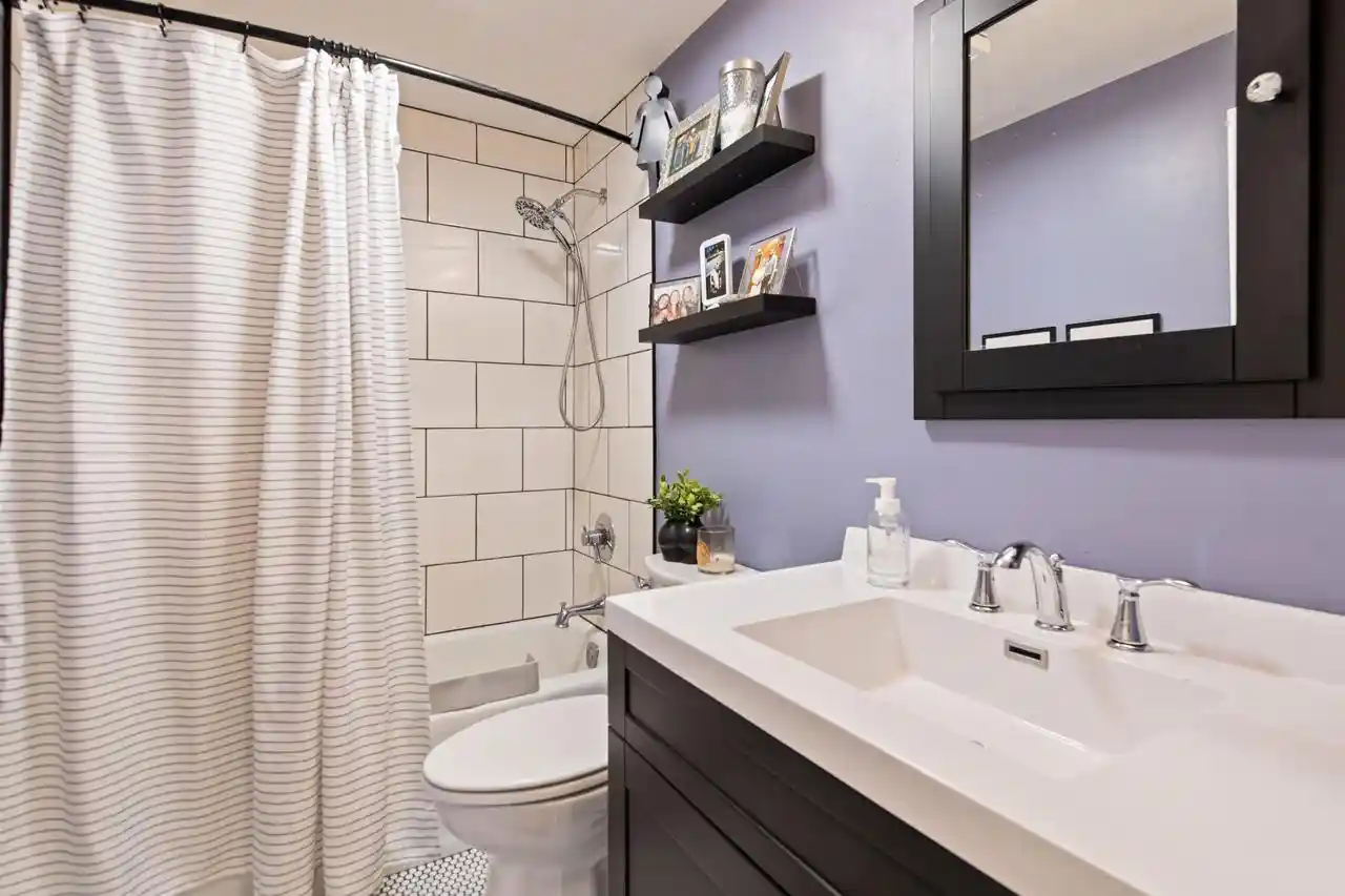 Photo 3 of Single family home for sale at 921 Gladstone St, Marinette, WI 54143 | MLS# 50332968 | Listing updated on 2026-09-22