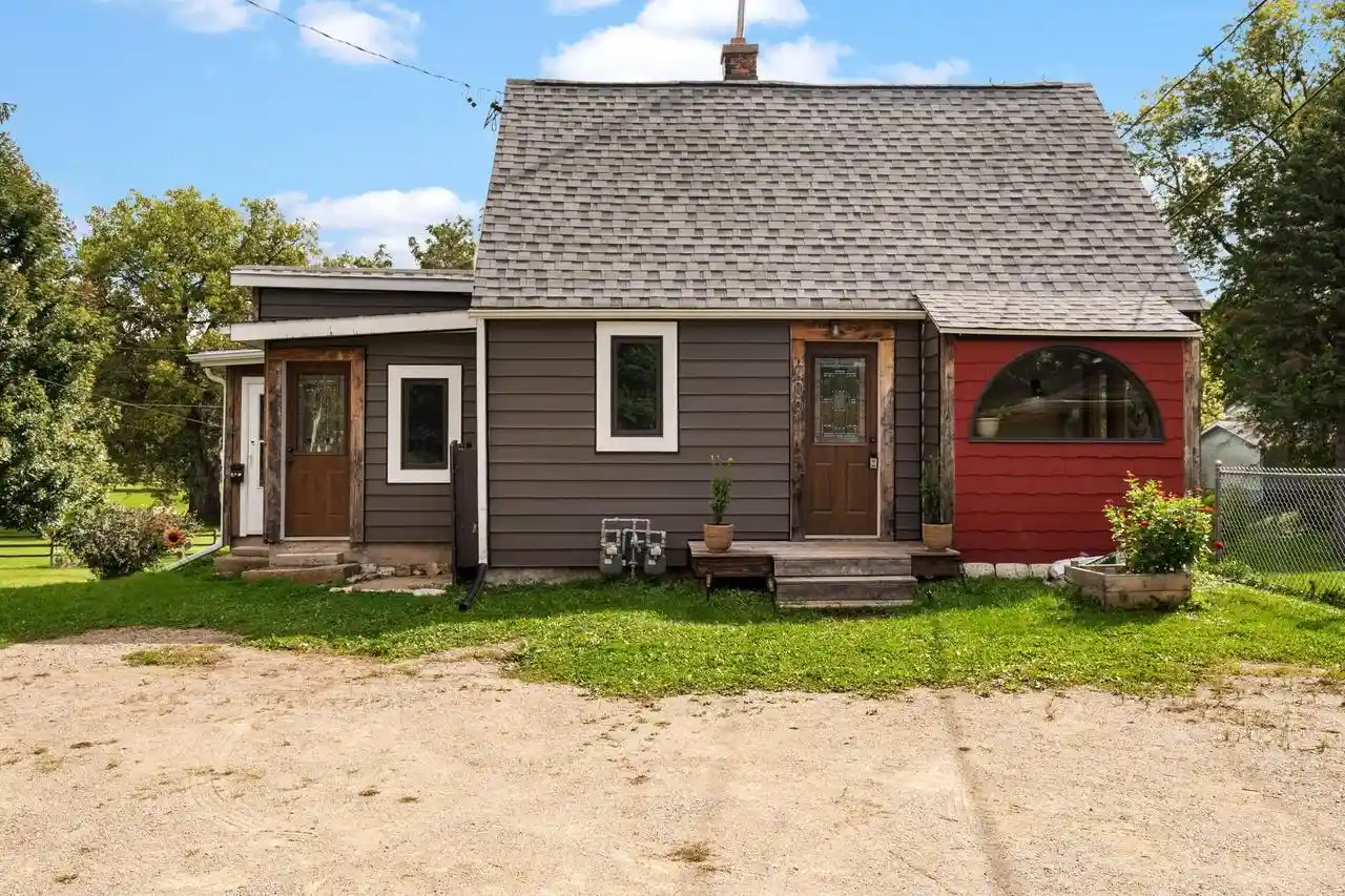 Photo 1 of Multi family home for sale at 709 Beaver St, Beaver Dam, WI 53916 | MLS# 2033020 | Listing updated on 2026-10-01