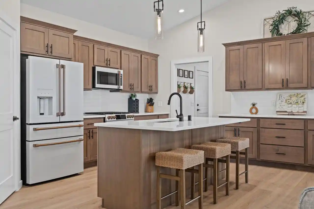 Photo 2 of Single family home for sale at 950 Crockett Dr, Holmen, WI 54636 | MLS# 1981326 | Listing updated on 2026-09-18