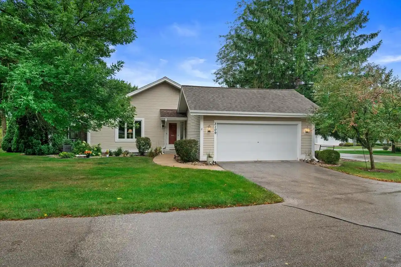 Condo for sale at 3109 Madison St, Waukesha, WI 53188 | MLS# 1981329