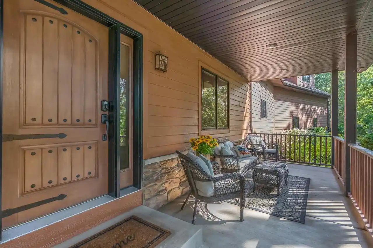 Photo 2 of Mansion for sale at N14776 Porter Rd, Nekoosa, WI 54457 | MLS# 2033026 | Listing updated on 2026-09-23