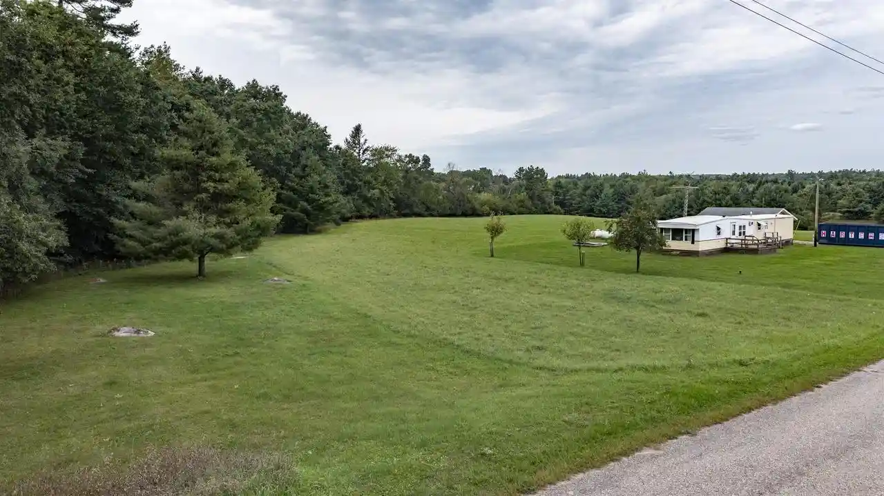 Photo 3 of Single family home for sale at N7791 Tresness Rd, Iola, WI 54945 | MLS# 50332975 | Listing updated on 2026-09-21