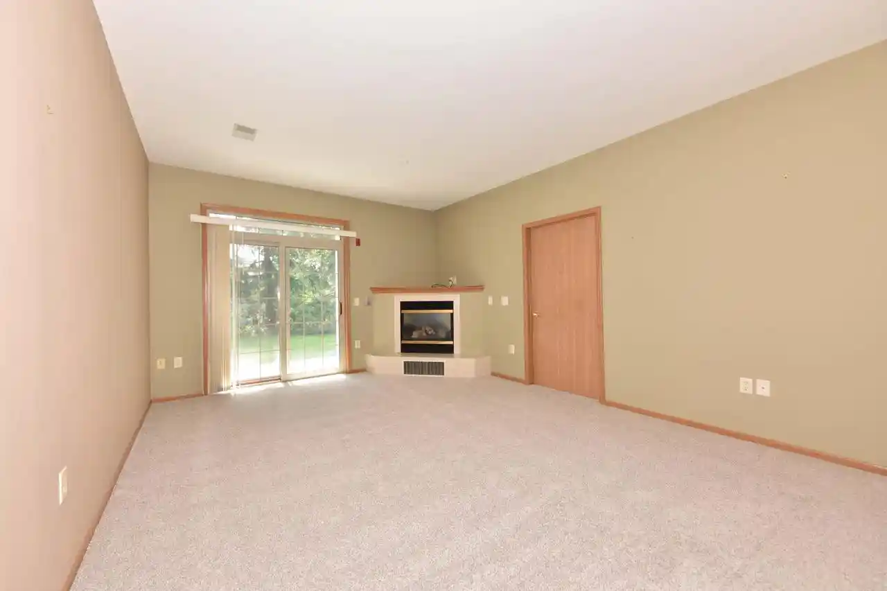 Photo 2 of Sale Pending at 2074 Pine Ridge Ct #G, Grafton, WI 53024 | MLS# 1981331 | Listing updated on 2026-09-28