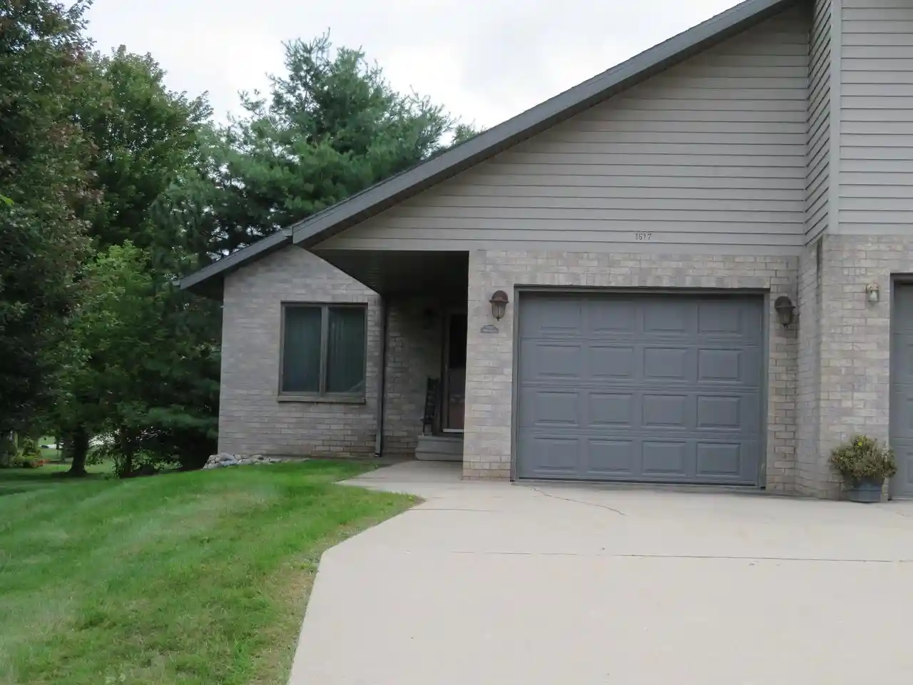 Photo 1 of Single family home for sale at 1617 Spruce Ct, Shawano, WI 54166 | MLS# 50332965 | Listing updated on 2026-09-18