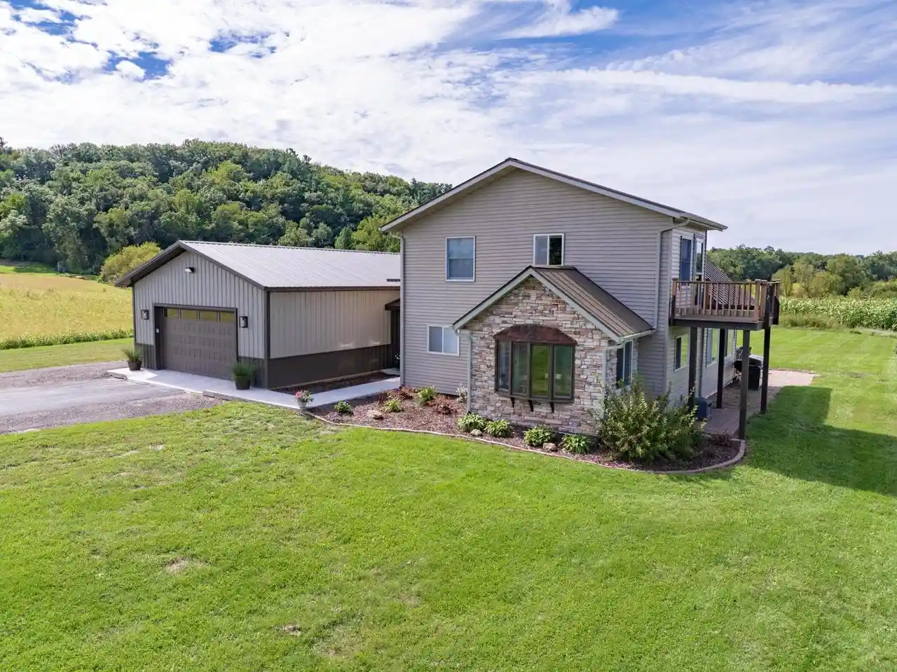 Photo 1 of Single family home for sale at N3173 Duffy Rd, Mauston, WI 53948 | MLS# 2033031 | Listing updated on 2026-09-22
