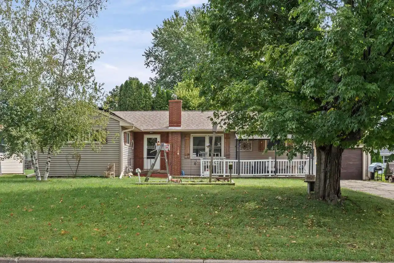 Photo 1 of Single family home for sale at 407 Long Coulee Rd, Holmen, WI 54636 | MLS# 1981337 | Listing updated on 2026-09-19