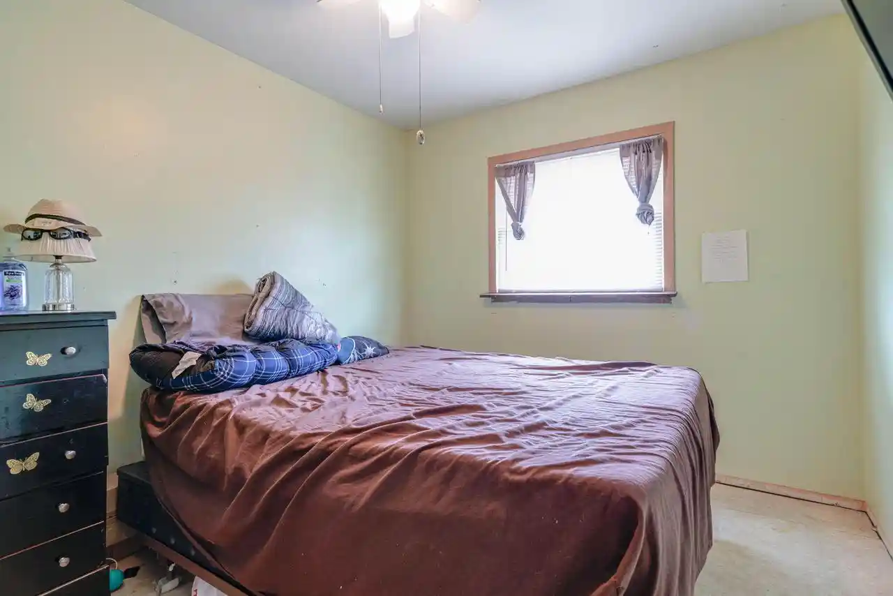 Photo 3 of Single family home for sale at 4604 50th Street, Kenosha, WI 53144 | MLS# 1981340 | Listing updated on 2026-09-19