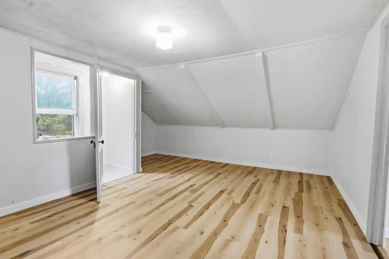 Photo 4 of Single family home for sale at 117 W Montgomery St, Sparta, WI 54656 | MLS# 1981349 | Listing updated on 2026-10-05