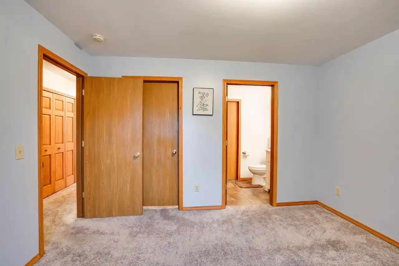 Photo 4 of Condo for sale at 964 Rockefeller Ln, Madison, WI 53704 | MLS# 2033035 | Listing updated on 2026-09-18