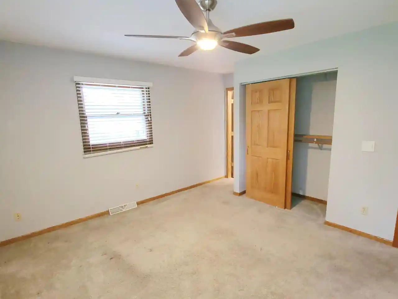Photo 4 of Single family home for sale at 1231 School Dr, Waukesha, WI 53189 | MLS# 1981351 | Listing updated on 2026-09-25