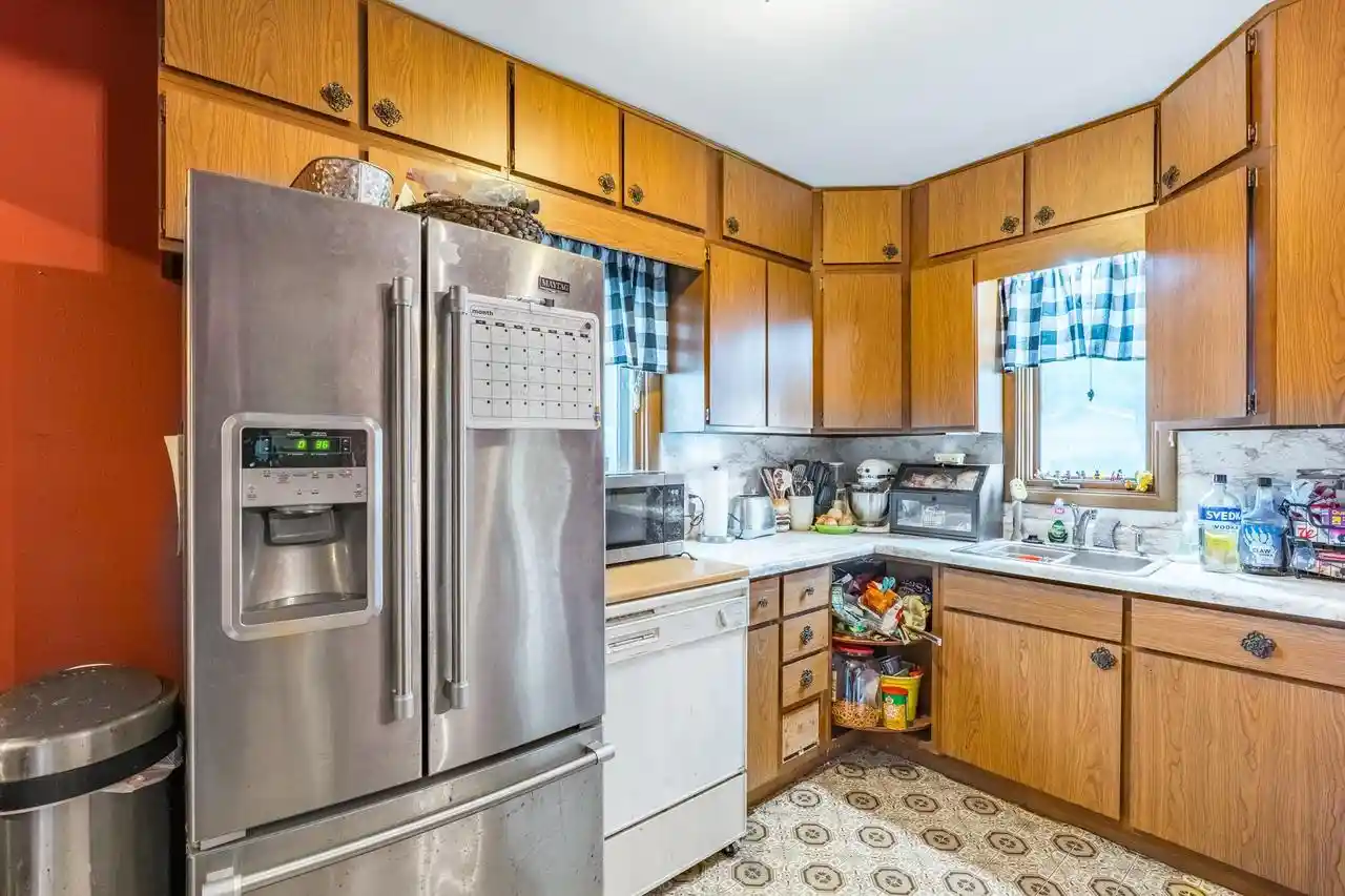 Photo 3 of Single family home for sale at 924 N 4th Avenue, Wausau, WI 54401 | MLS# 22604657 | Listing updated on 2026-09-22