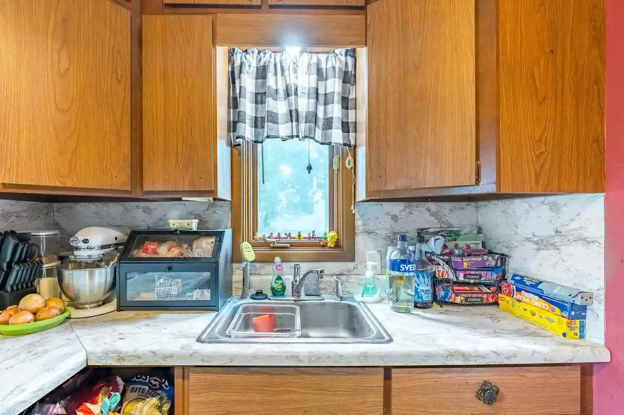 Photo 3 of Single family home for sale at 924 N 4th Avenue, Wausau, WI 54401 | MLS# 22604657 | Listing updated on 2026-09-22
