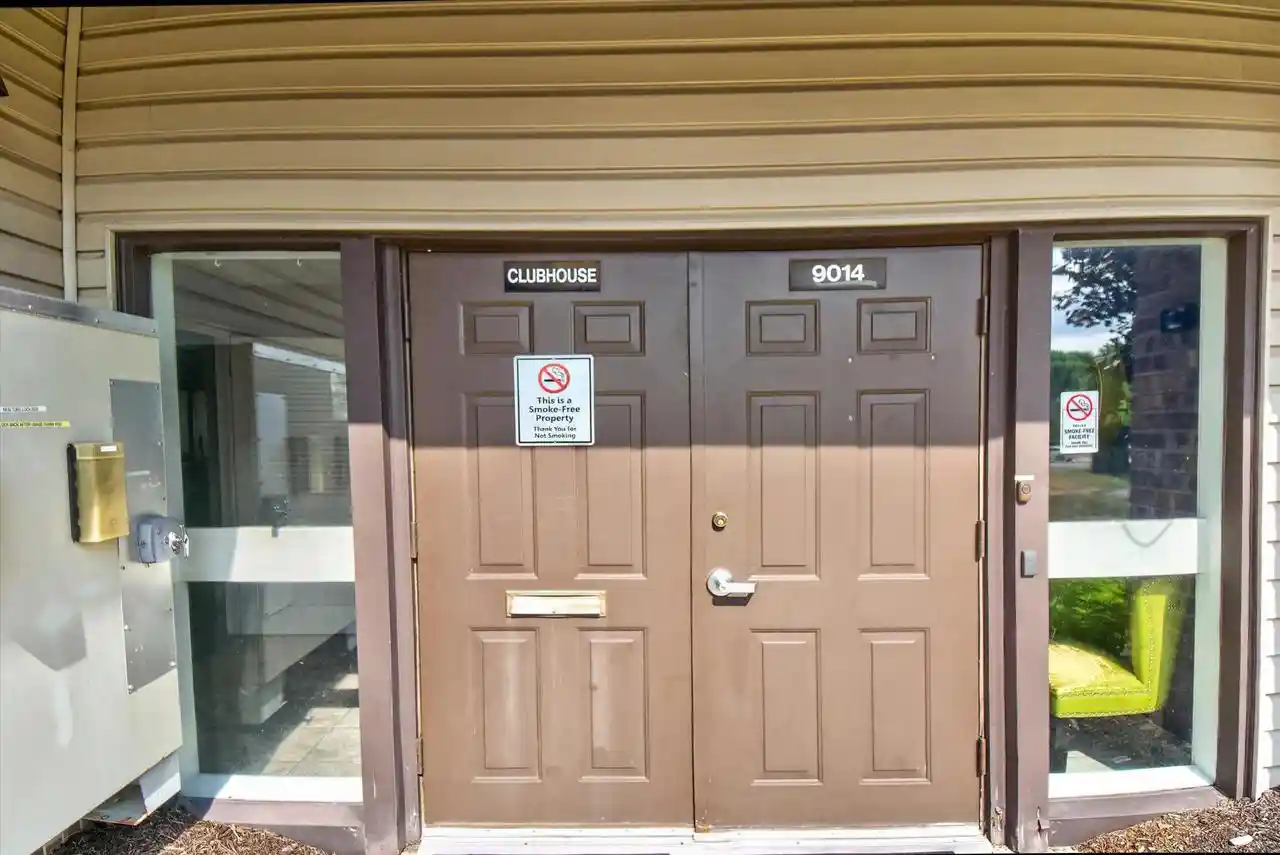 Photo 3 of Condo for sale at 9034 W Lisbon Ave #32, Milwaukee, WI 53222 | MLS# 1981359 | Listing updated on 2026-09-18