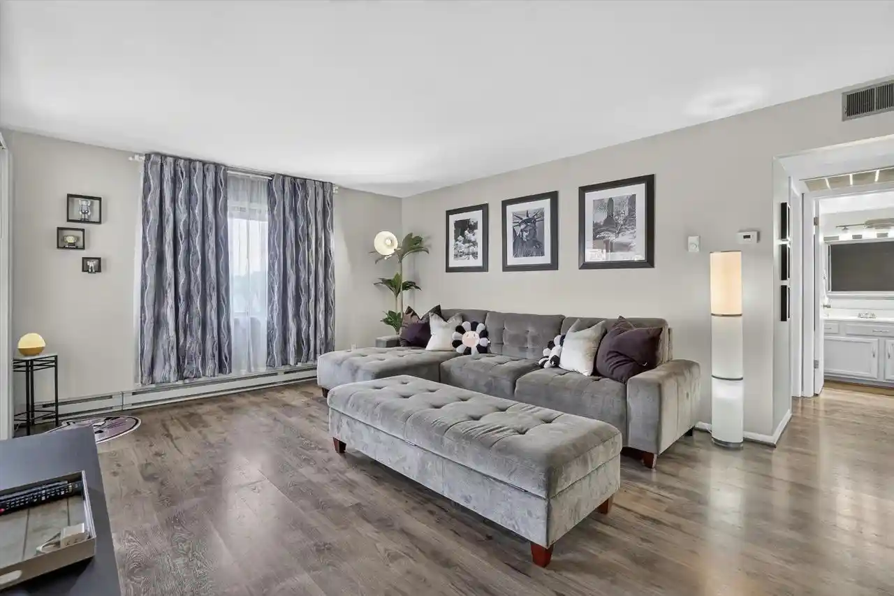 Photo 4 of Condo for sale at 9034 W Lisbon Ave #32, Milwaukee, WI 53222 | MLS# 1981359 | Listing updated on 2026-09-18