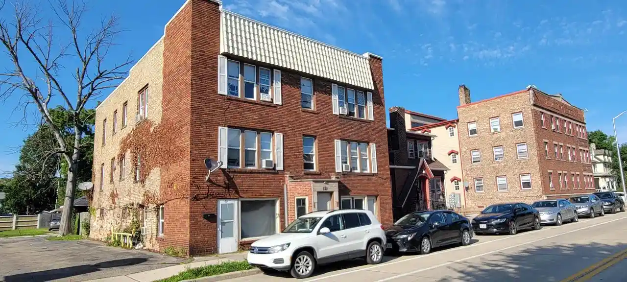 Photo 4 of Multi family home for sale at 512 16th Street, Racine, WI 53403 | MLS# 1981365 | Listing updated on 2026-09-19