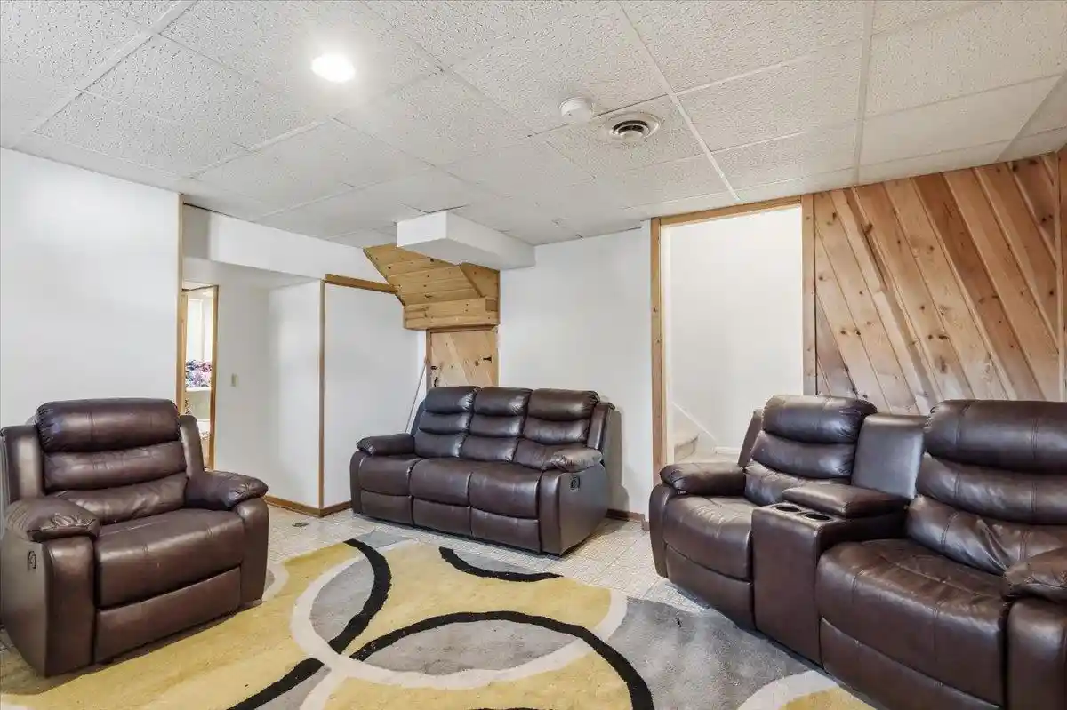 Listing Photo 4 - Condo for sale in building located at 2208 Post Rd, Madison, WI 53713 - Unit #2208