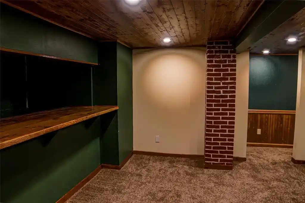 Photo 4 of Single family home for sale at 2908 6th Street, Eau Claire, WI 54703 | MLS# 1605295 | Listing updated on 2026-09-19