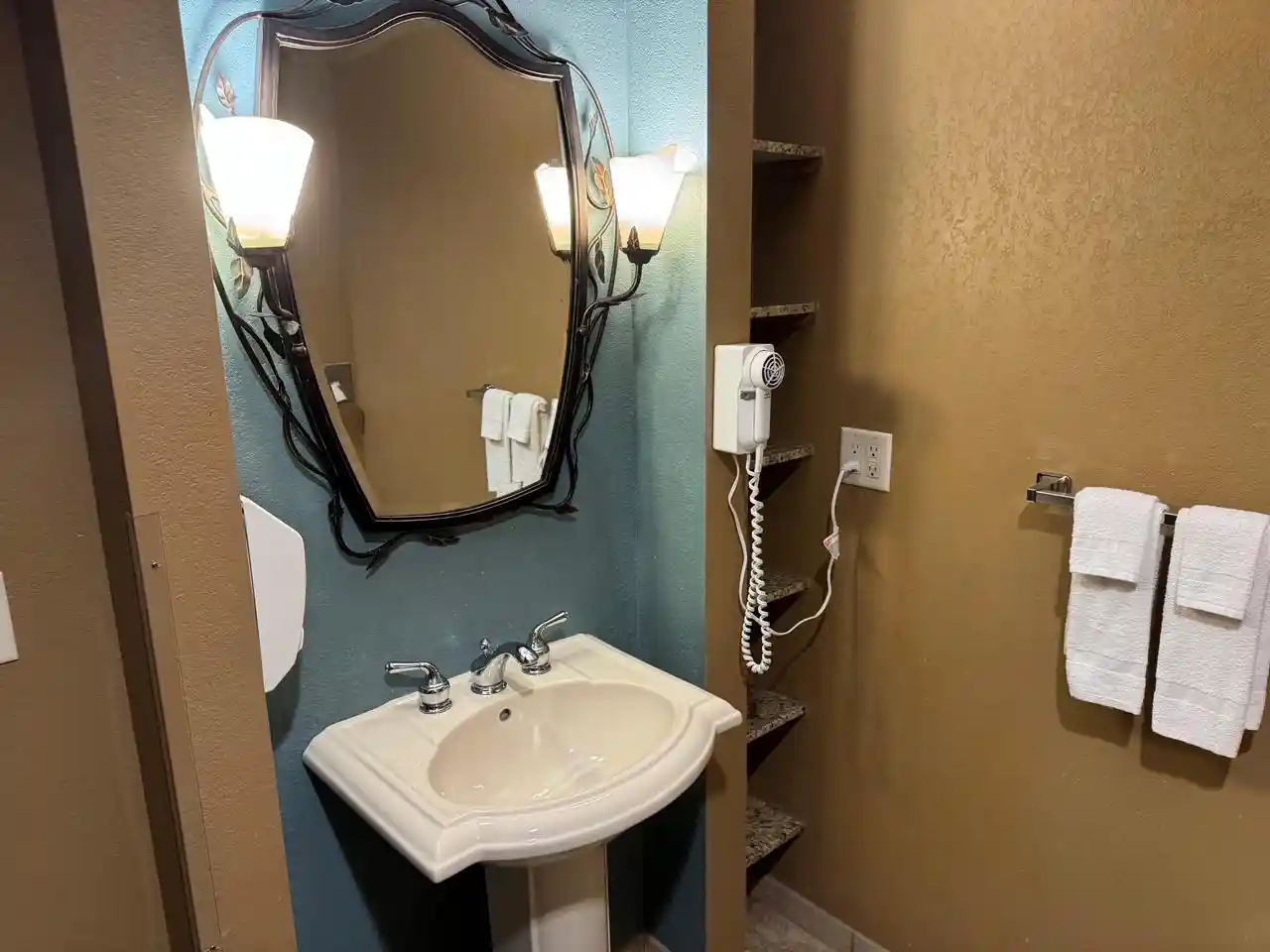 Photo 3 of Condo for sale at 2411 River Rd #2345, Wisconsin Dells, WI 53965 | MLS# 2033048 | Listing updated on 2026-09-19