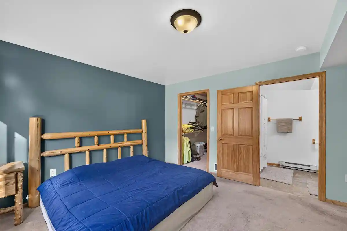 Photo 2 of Condo for sale at 850 Evergreen Dr #3, Hartford, WI 53027 | MLS# 1981385 | Listing updated on 2026-09-27