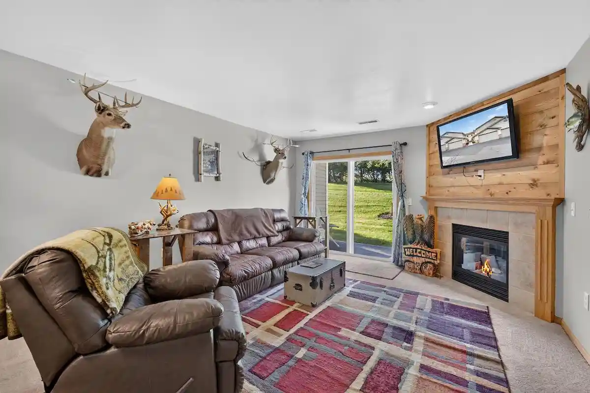 Photo 4 of Condo for sale at 850 Evergreen Dr #3, Hartford, WI 53027 | MLS# 1981385 | Listing updated on 2026-09-27