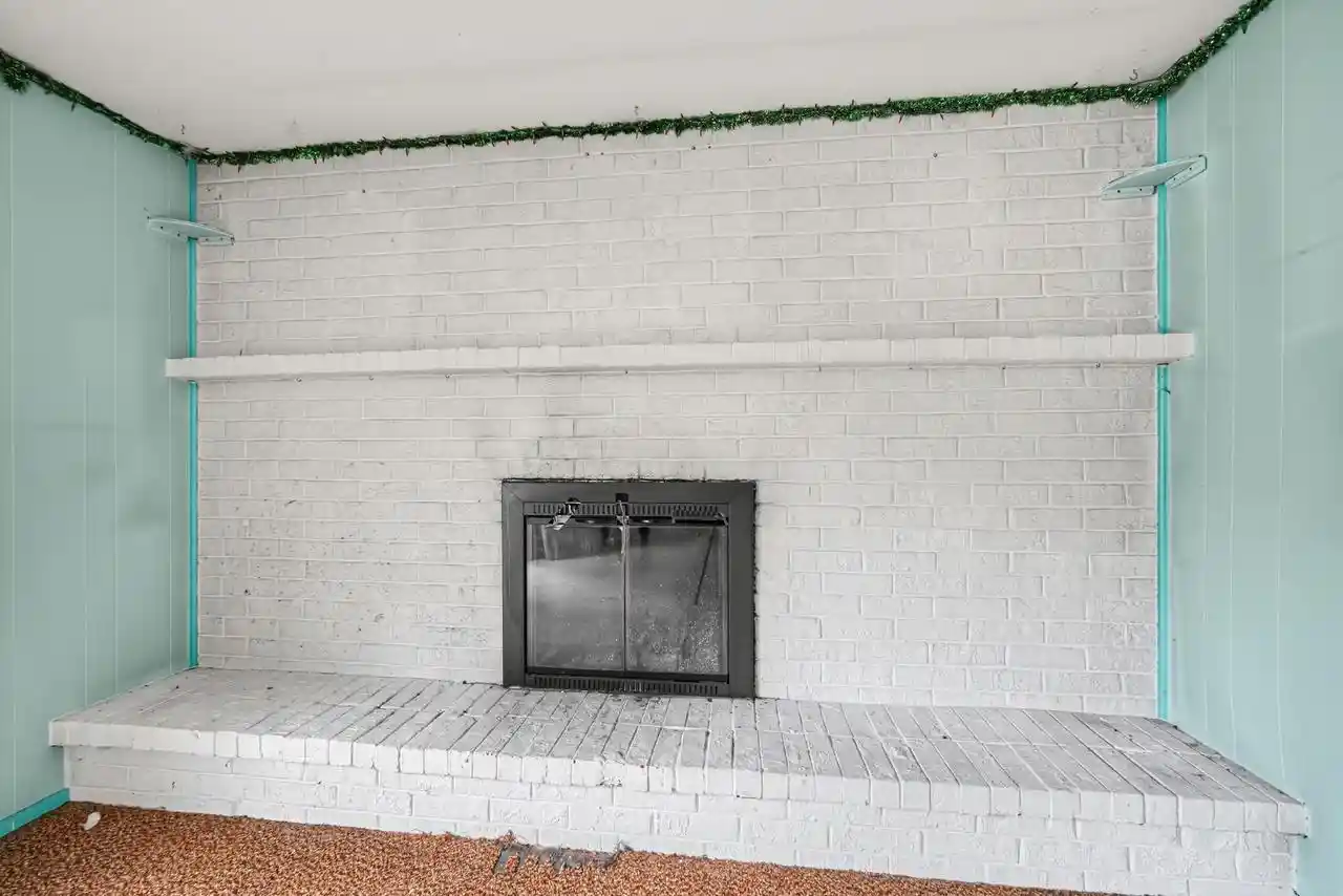 Photo 3 of Single family home for sale at 5320 S Tuckaway Dr, Milwaukee, WI 53221 | MLS# 1981386 | Listing updated on 2026-10-10