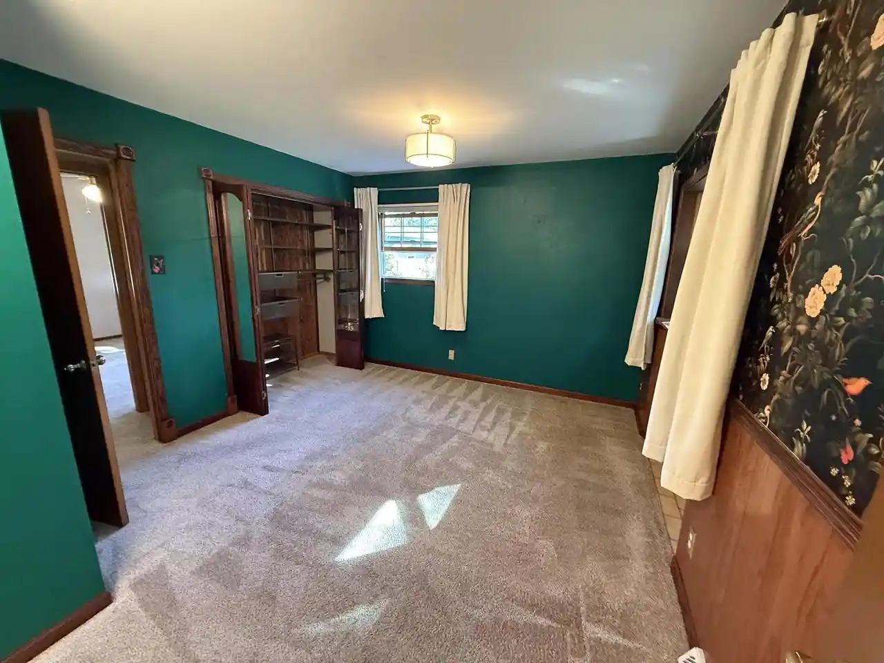 Photo 3 of Single family home for sale at S15w37243 Willow Springs Dr, Dousman, WI 53118 | MLS# 2033051 | Listing updated on 2026-10-08