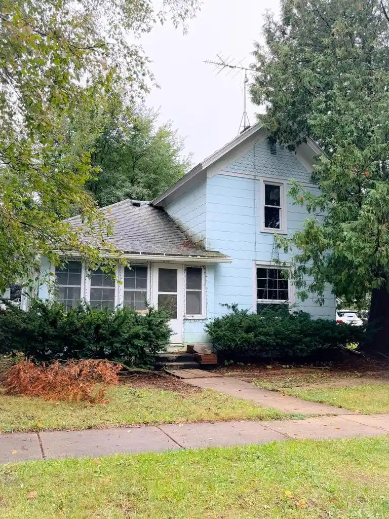 Single family home for sale at 132 Pierce St, Randolph, WI 53956 | MLS# 1981393