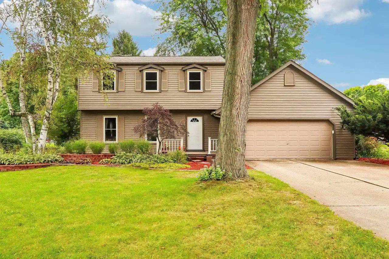 Photo 1 of Single family home for sale at 7134 S Hill Rd, Deforest, WI 53532 | MLS# 2033052 | Listing updated on 2026-09-19