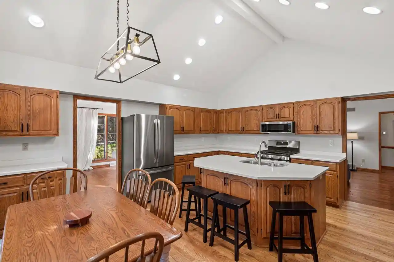 Photo 2 of Sale Pending at 7727 W Maple Ridge Ct, Franklin, WI 53132 | MLS# 1981396 | Listing updated on 2026-09-21