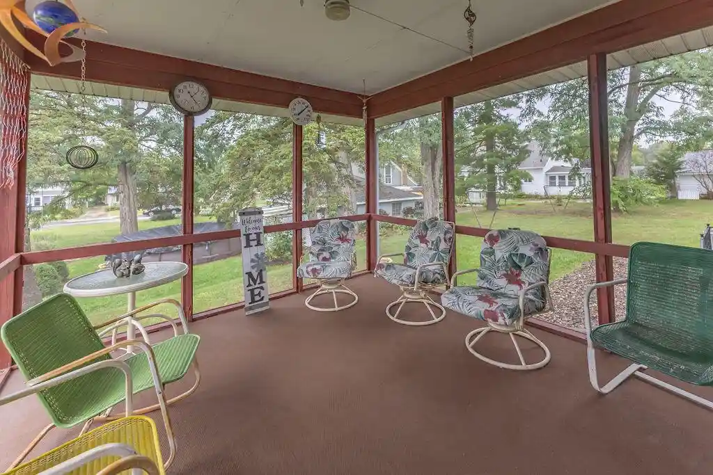 Photo 3 of Single family home for sale at 349 6th Avenue N, Onalaska, WI 54650 | MLS# 1981394 | Listing updated on 2026-09-19