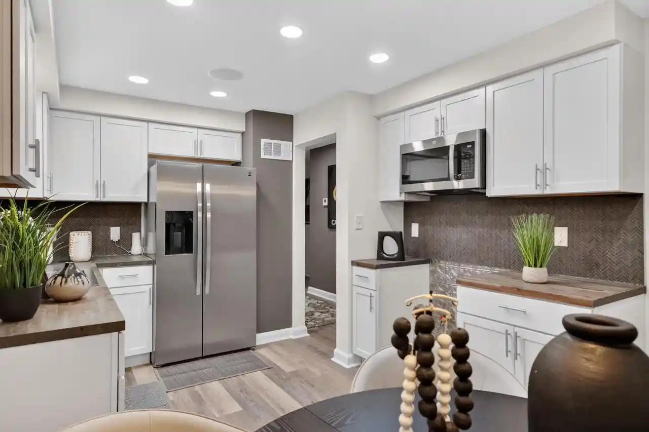 Photo 4 of Sale Pending at 6114 W Leon Ter, Milwaukee, WI 53218 | MLS# 1981401 | Listing updated on 2026-10-01