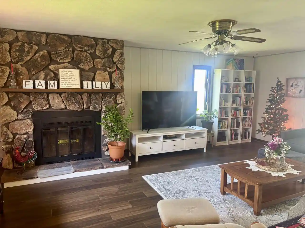 Photo 4 of Single family home for sale at 512 Westview Ave, Clinton, WI 53525 | MLS# 1981424 | Listing updated on 2026-09-20