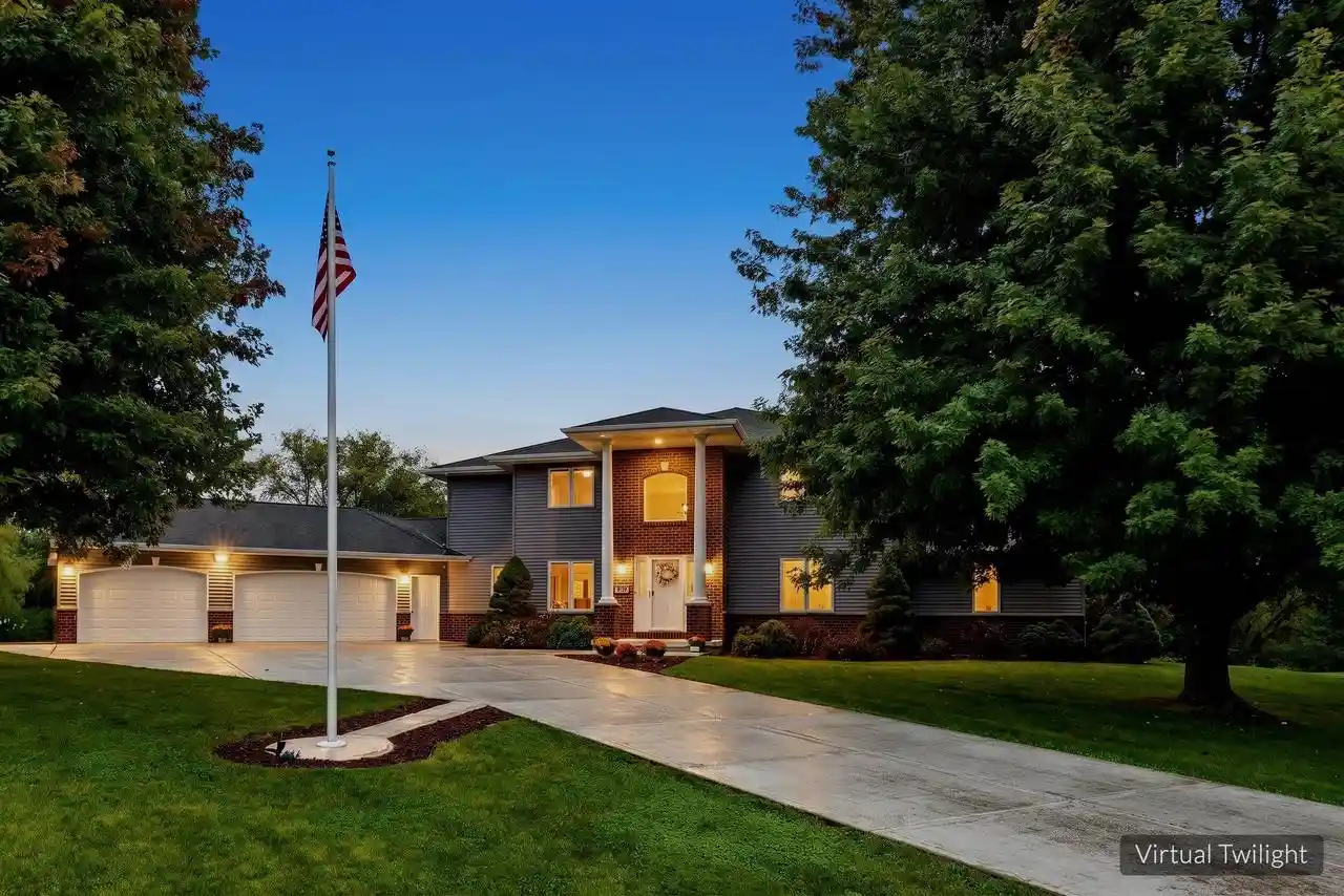 Photo 1 of Single family home for sale at 259 Willow Crk Rd, Rosendale, WI 54974 | MLS# 2033066 | Listing updated on 2026-10-10