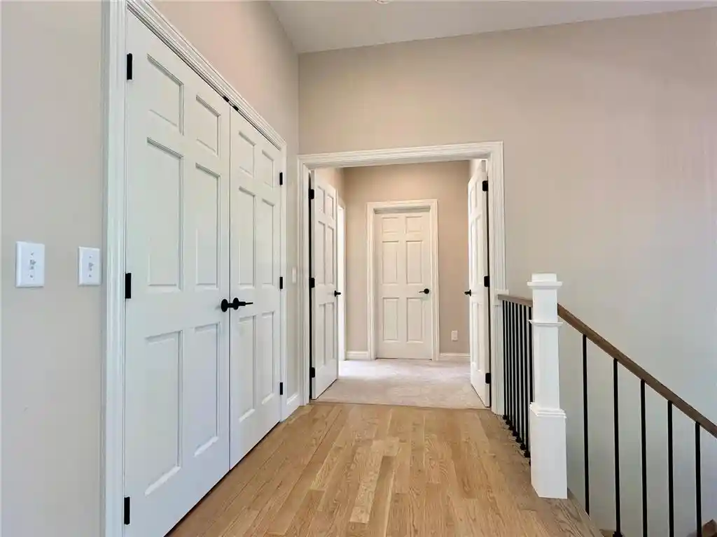 Photo 3 of Single family home for sale at 550 Pine Ridge Ct, New Richmond, WI 54017 | MLS# 7147364 | Listing updated on 2026-09-22