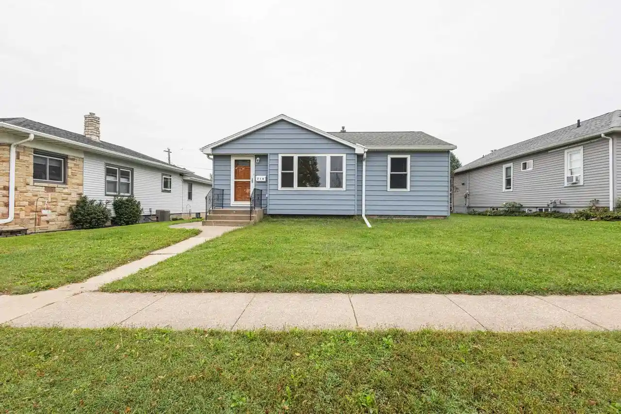 Photo 1 of Sale Pending at 714 S Main St, Cuba City, WI 53807 | MLS# 2033073 | Listing updated on 2026-09-30