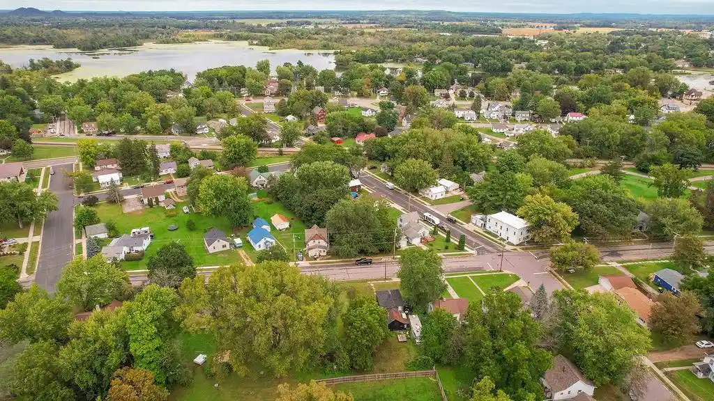 Photo 3 of Single family home for sale at 600 Tremont St, Mauston, WI 53948 | MLS# 2033076 | Listing updated on 2026-09-20