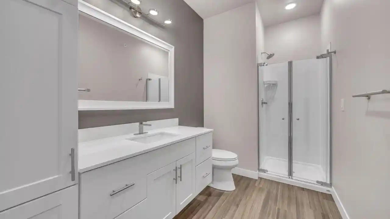 Listing Photo 5 - Condo for sale in building located at 750 S Pier Dr, Sheboygan, WI 53081 - Unit #18