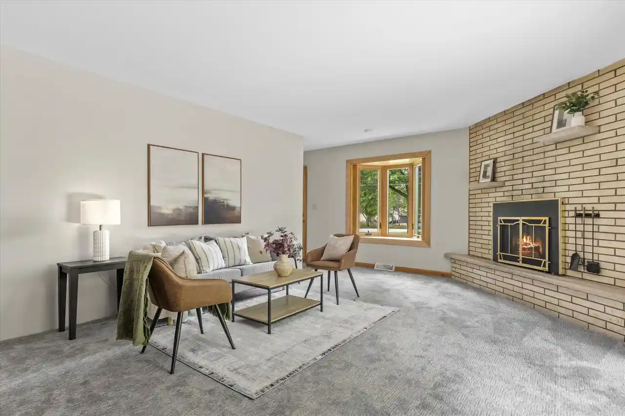 Photo 3 of Single family home for sale at 3275 S Thornapple Ln, New Berlin, WI 53146 | MLS# 1981462 | Listing updated on 2026-09-25