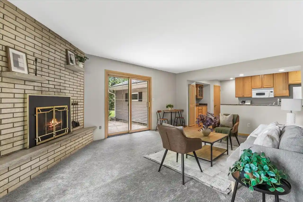 Photo 3 of Single family home for sale at 3275 S Thornapple Ln, New Berlin, WI 53146 | MLS# 1981462 | Listing updated on 2026-09-25