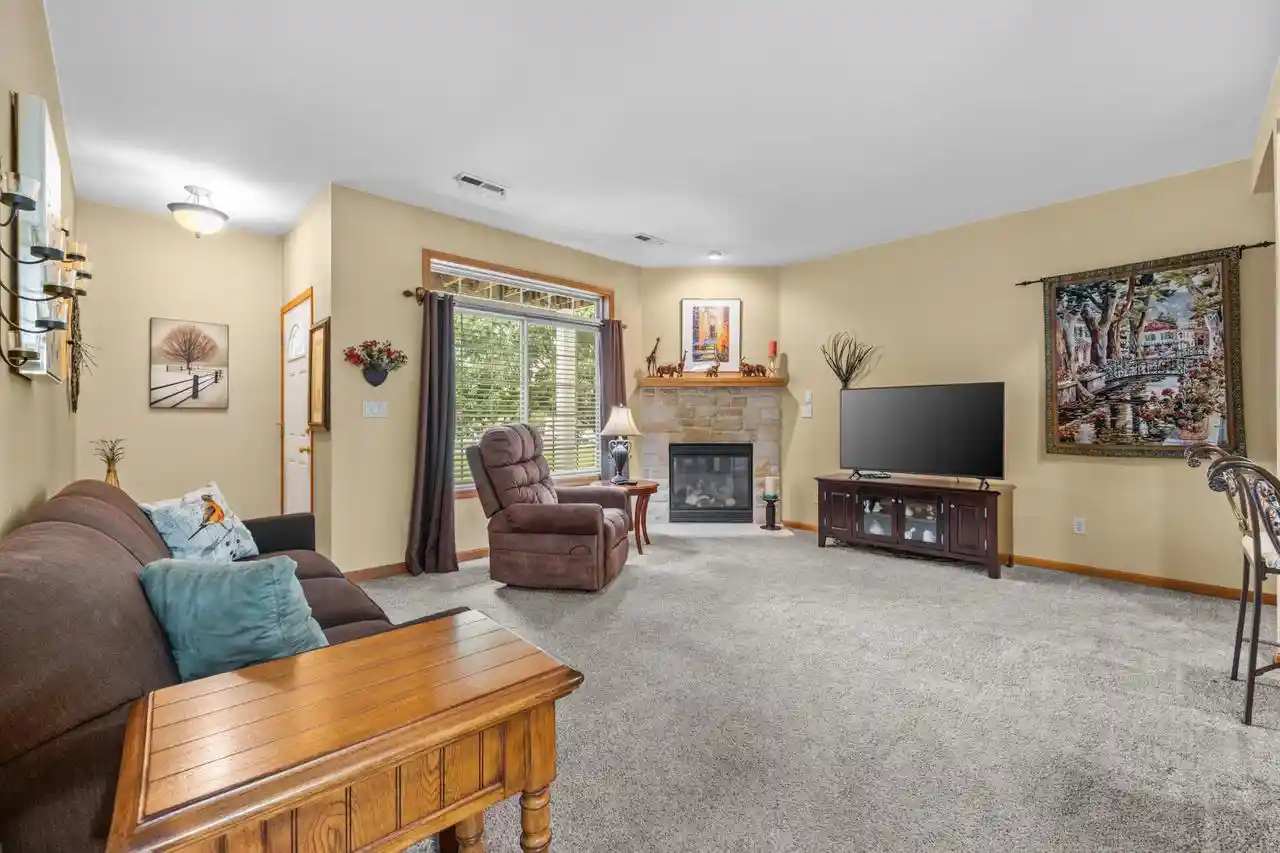Photo 3 of Condo for sale at W197n17128 Stonewall Dr, Jackson, WI 53037 | MLS# 1981463 | Listing updated on 2026-09-21