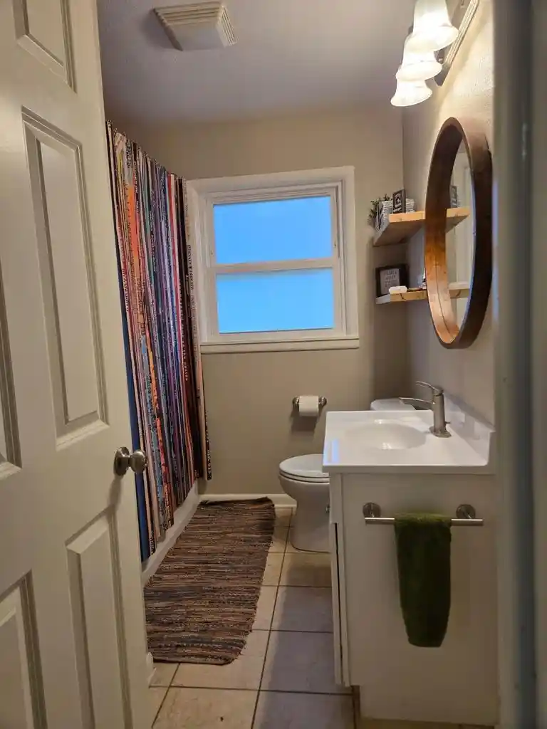 Photo 4 of Single family home for sale at 11904 W Oakwood Dr, Franklin, WI 53132 | MLS# 1981467 | Listing updated on 2026-09-22